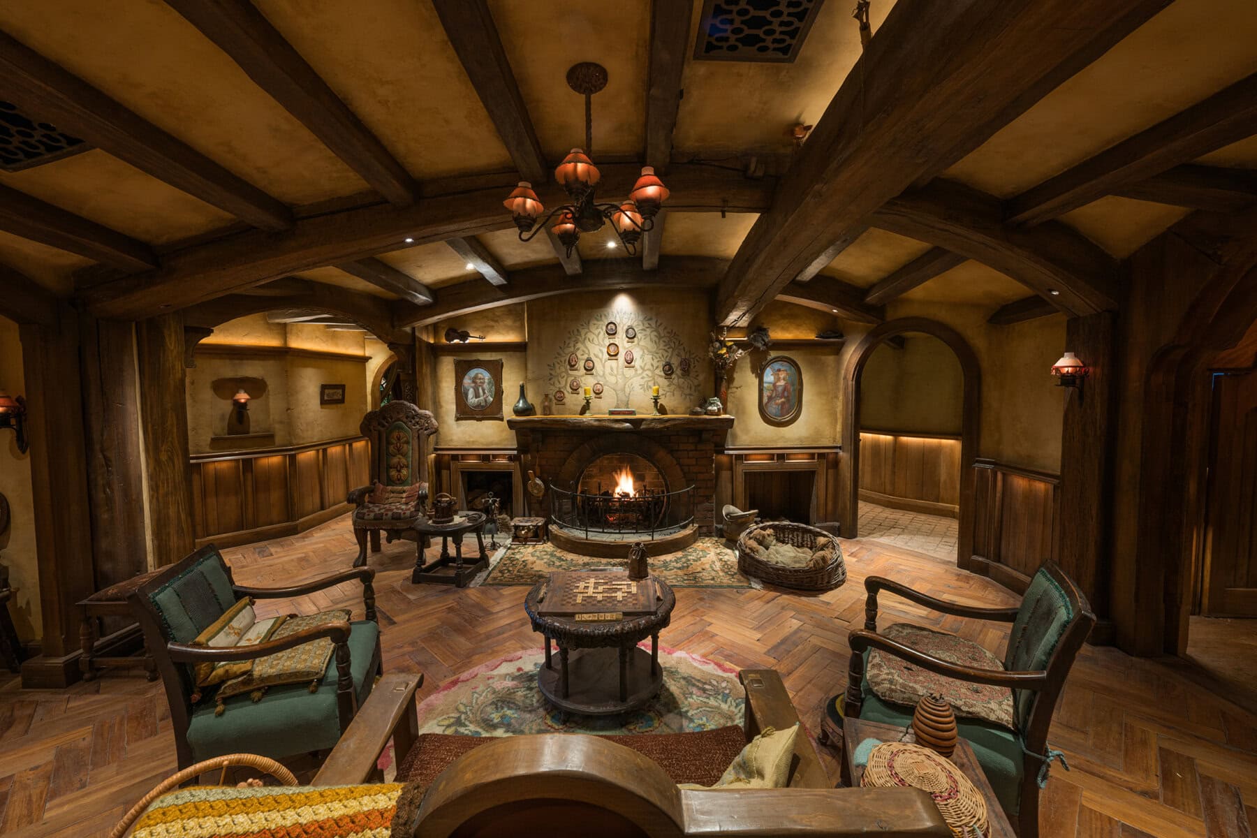 Hobbit | Global Opportunities